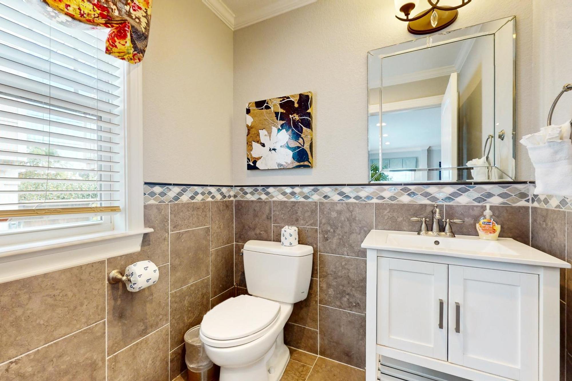 The Beachy & Charming Whale Galveston Room photo